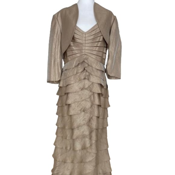 Adrianna Papell NWT Dress SALE! Full Length w/ Jacket  Formal Events, size 12 - Picture 2 of 15